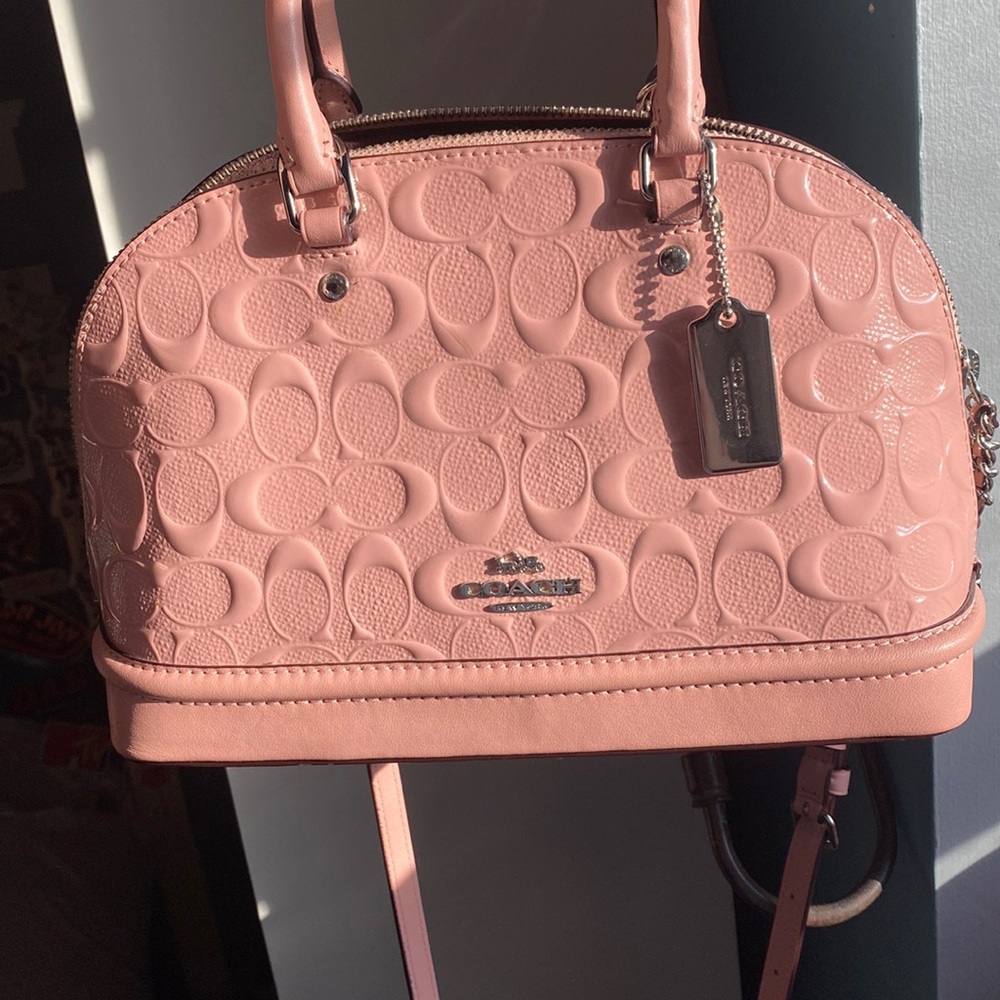 DISCONTINUED Pink Coach purse w/ matching wallet